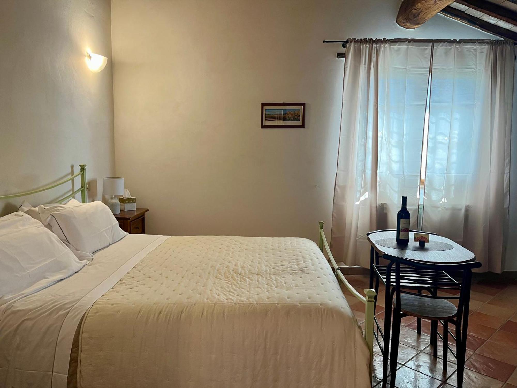 Agriturismo Le Querciole In Val D'Orcia بانيو فينيوني الغرفة الصورة